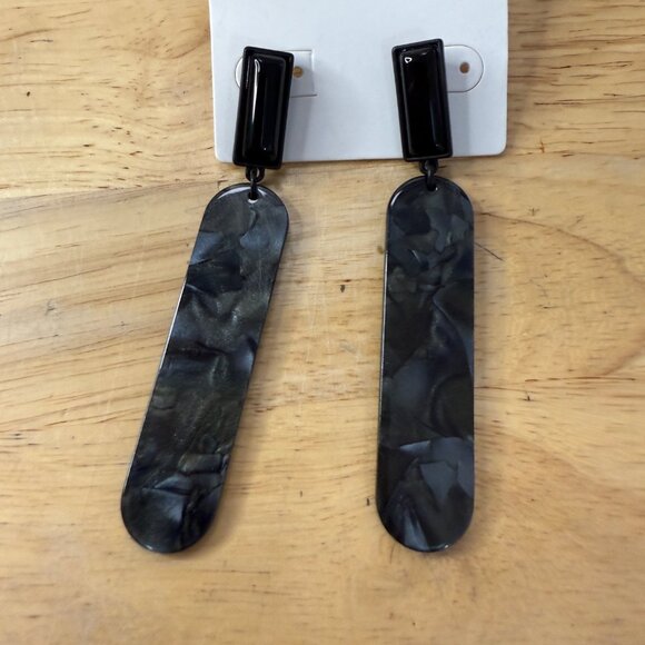 Chicos Long Dangle Earrings Nickel Free Black/Gray Resin With Black Stud Posts - Picture 2 of 7